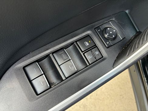 Used 2024 Toyota RAV4 Adventure AWD/4WD image 9