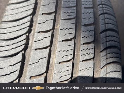 Used 2018 Kia Sedona L image 31