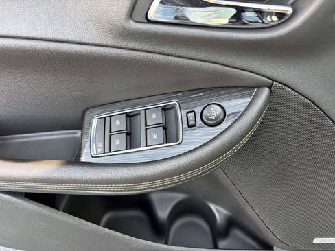Used 2019 Chevrolet Impala Premier image 15