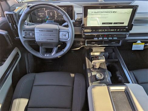 New 2026 GMC Hummer EV 4x4 Crew Cab image 9