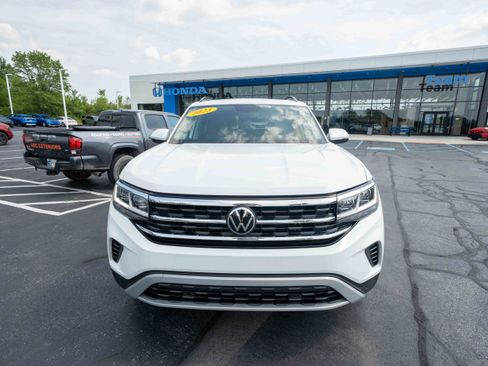 Used 2023 Volkswagen Atlas SE w/ Panoramic Sunroof Package AWD/4WD image 2