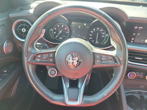 Used 2022 Alfa Romeo Stelvio Veloce AWD/4WD image 20