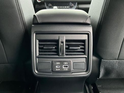 Used 2026 Subaru Outback Premium AWD/4WD image 14