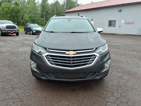 Used 2018 Chevrolet Equinox Premier image 9