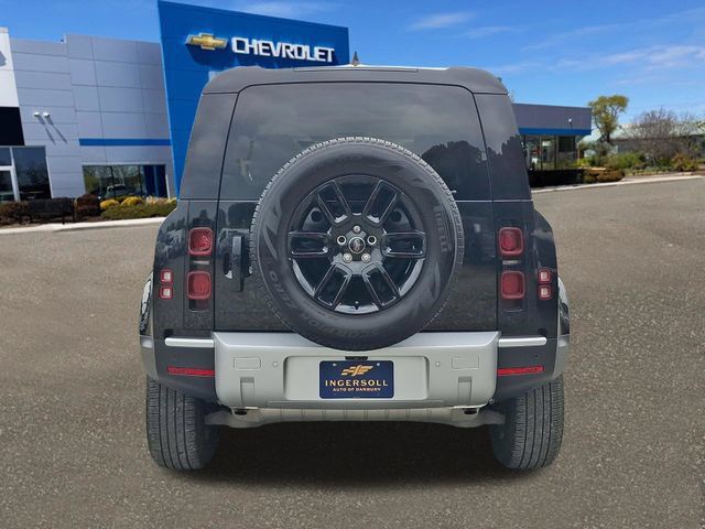 Used 2025 Land Rover Defender 110 S AWD/4WD image 22