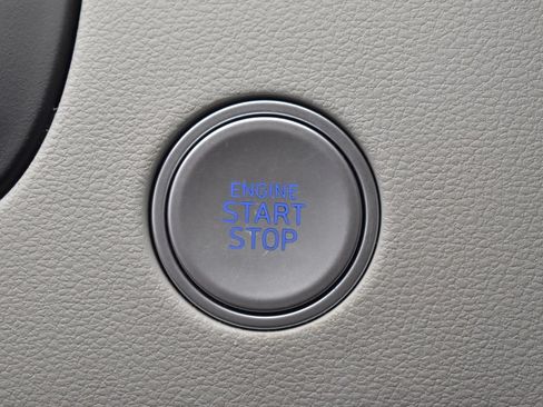 Used 2023 Hyundai Tucson Limited AWD/4WD image 16