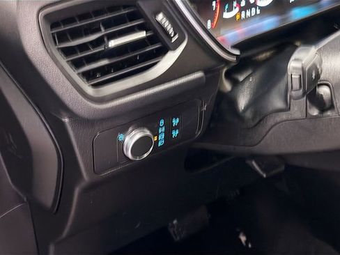 Used 2020 Ford Escape SE image 10