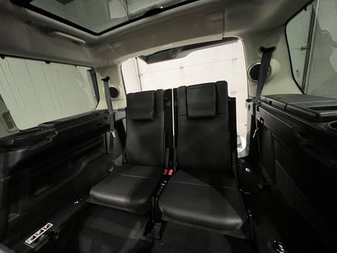 Used 2016 Land Rover LR4 HSE image 33