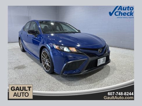 Used 2023 Toyota Camry SE w/ Convenience Package AWD/4WD image 1