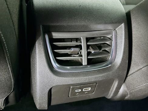 Used 2024 Chevrolet Blazer LT w/ Convenience Package FWD image 33