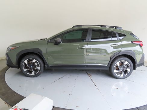 New 2026 Subaru Crosstrek 2.5i Limited AWD/4WD image 7