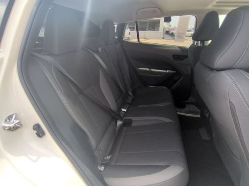 Used 2025 Subaru Crosstrek 2.5i Premium AWD/4WD image 29