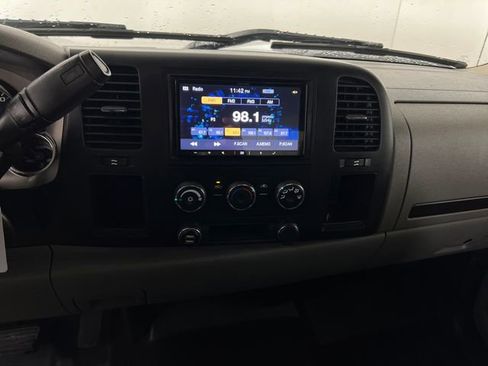 Used 2009 Chevrolet Silverado 2500 W/T image 17