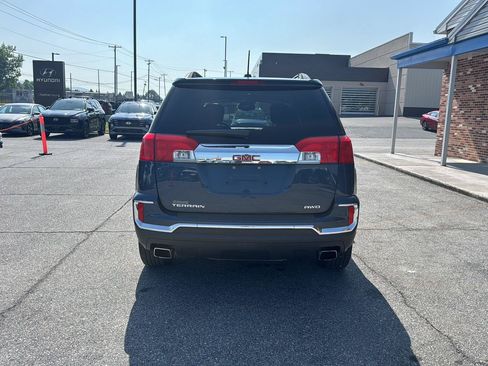 Used 2016 GMC Terrain SLE w/ Convenience Package AWD/4WD image 4