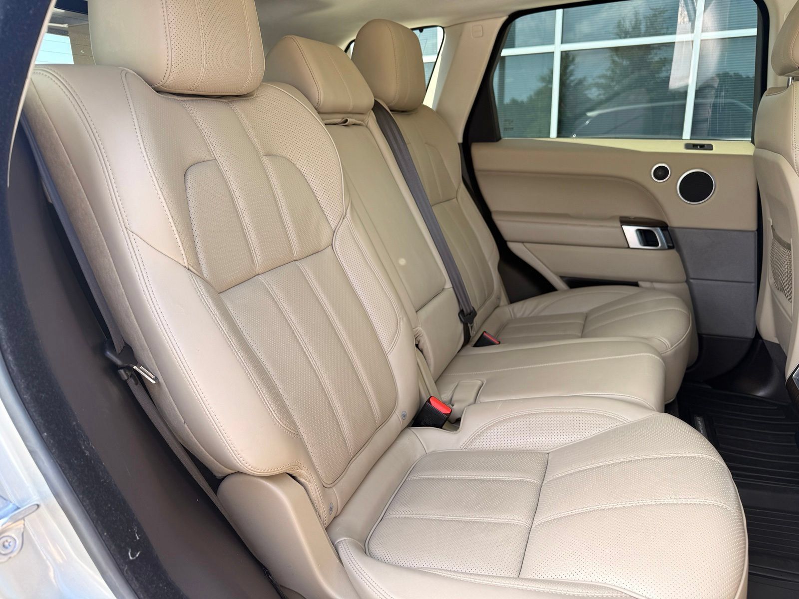 Used 2014 Land Rover Range Rover Sport Supercharged AWD/4WD image 43
