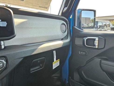 New 2025 Jeep Wrangler Sport S image 22