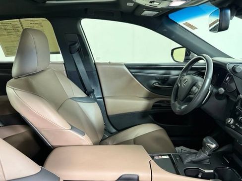 Certified 2024 Lexus ES 350 w/ Premium Package FWD image 33