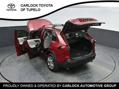 Used 2019 Toyota RAV4 XLE Premium image 54