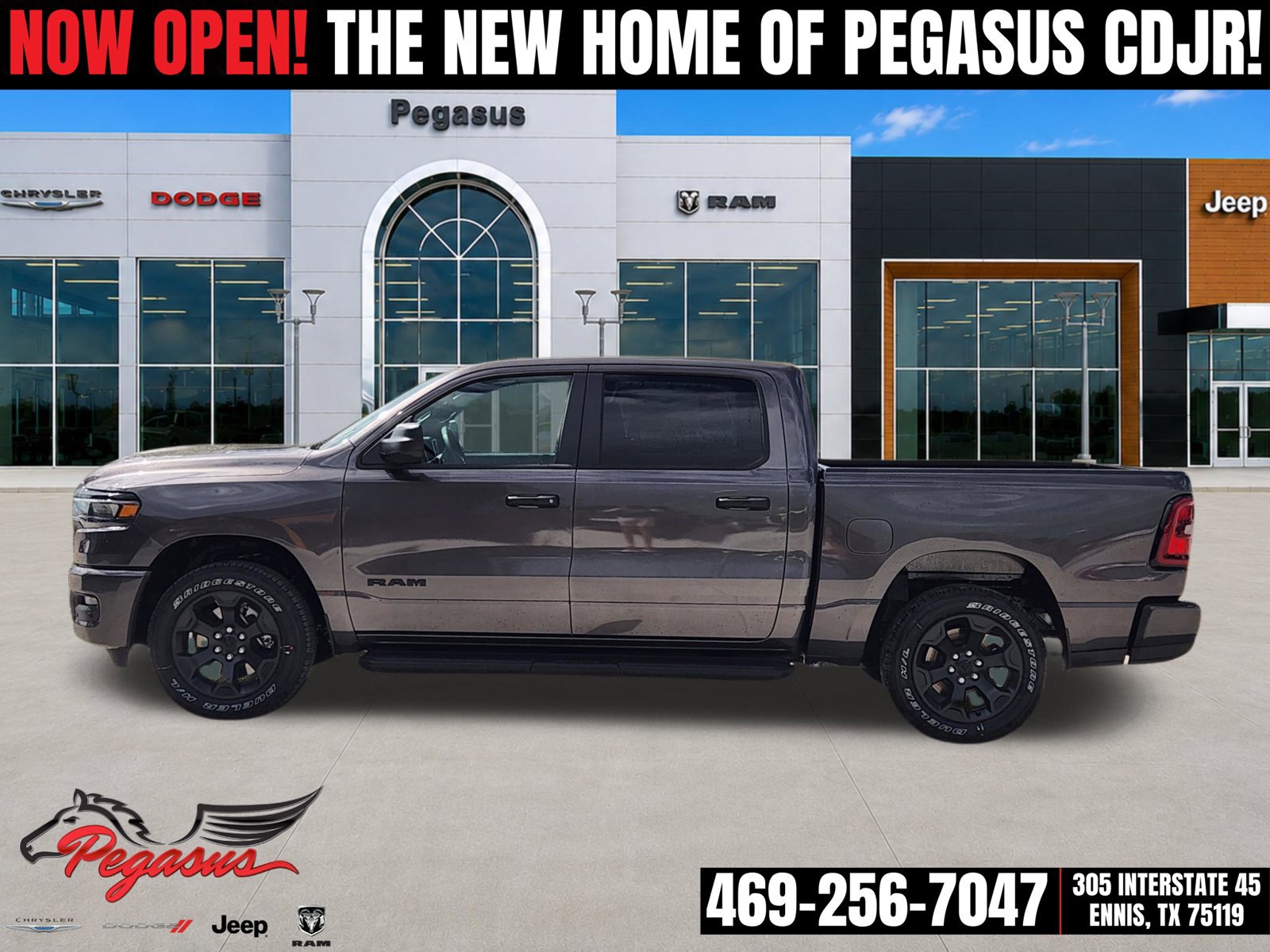 New 2026 RAM 1500 Express AWD/4WD image 3