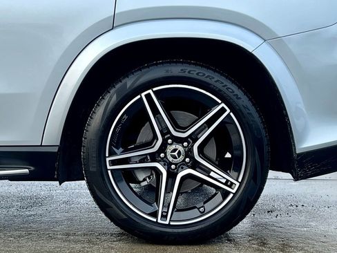 Certified 2026 Mercedes-Benz GLS 450 GLS 450 image 12