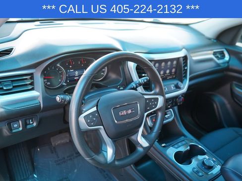 Used 2023 GMC Acadia SLE w/ Driver Convenience Package FWD image 19