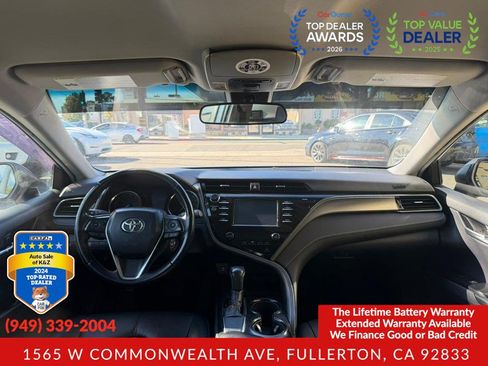 Used 2019 Toyota Camry SE FWD image 26