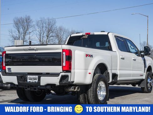Used 2025 Ford F350 Platinum image 4