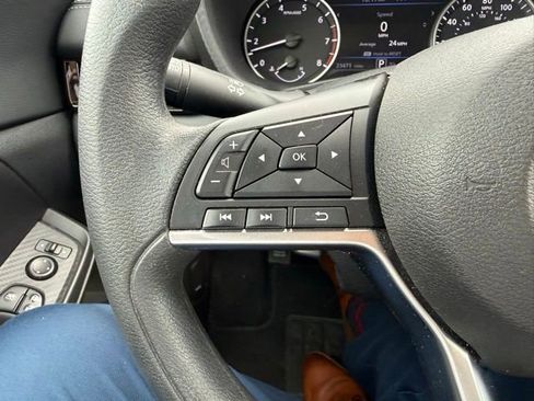 Used 2024 Nissan Sentra SV image 26