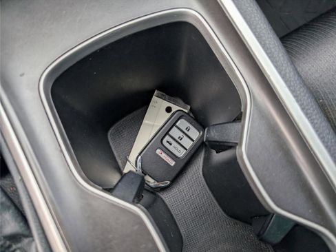 Used 2019 Honda Accord Sport image 19