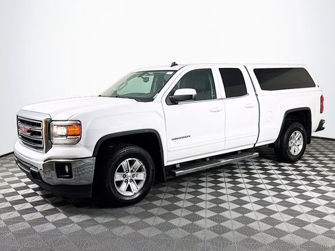 Used 2014 GMC Sierra 1500 SLE image 4
