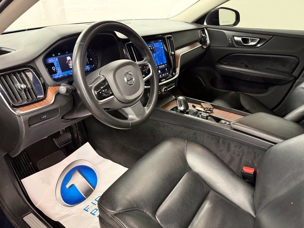 Used 2024 Volvo S60 B5 Plus FWD image 10