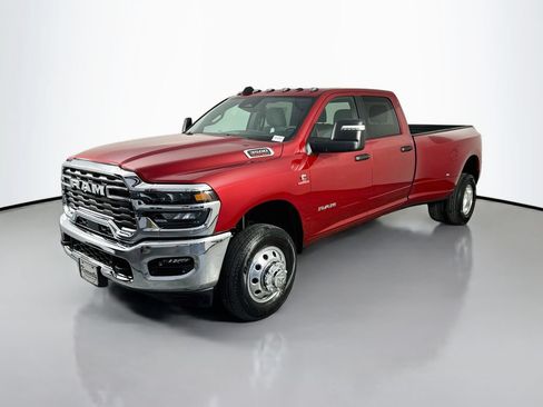 New 2026 RAM 3500 Big Horn AWD/4WD image 3