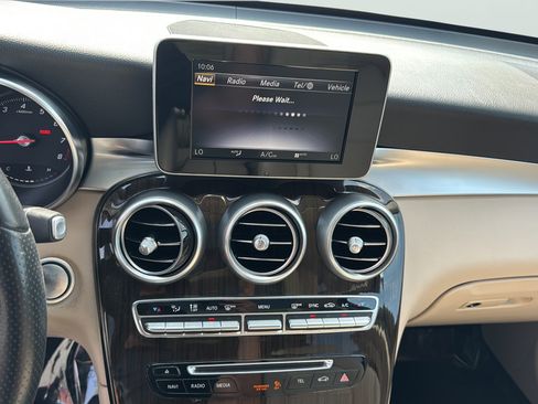 Used 2018 Mercedes-Benz GLC 300 image 15