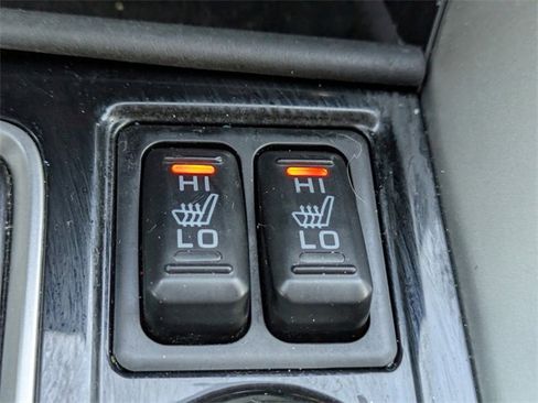 Used 2020 Mitsubishi Eclipse Cross LE image 23