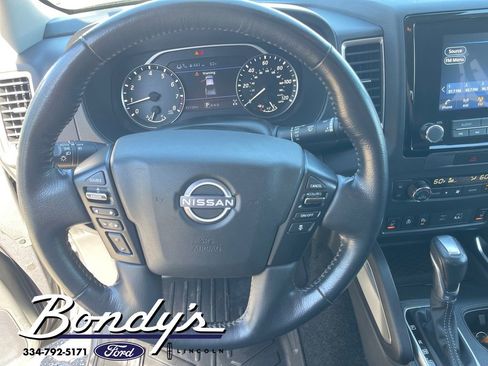 Used 2023 Nissan Frontier SV w/ SV Convenience Package image 7