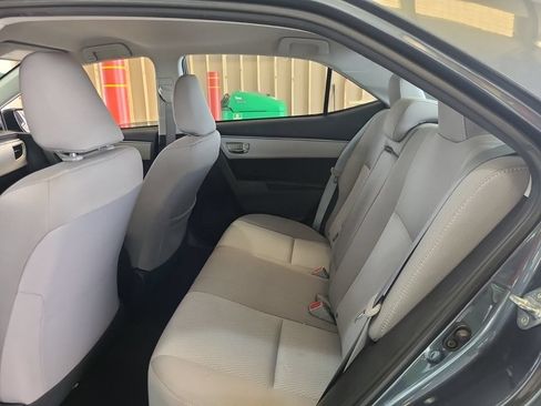 Used 2016 Toyota Corolla LE FWD image 9