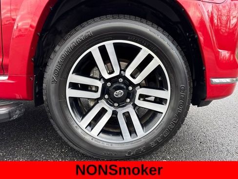 Used 2022 Toyota 4Runner Limited image 11