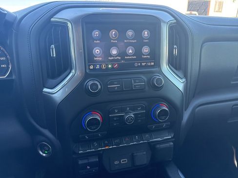 Used 2021 Chevrolet Silverado 1500 LT Trail Boss w/ Convenience Package II image 17