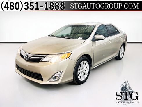 Used 2014 Toyota Camry XLE w/ Leather Package image 1