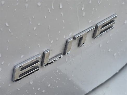 Used 2025 Honda Odyssey Elite image 8