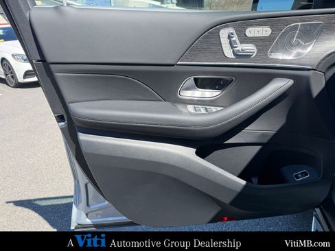 New 2026 Mercedes-Benz GLS 450 4MATIC image 11