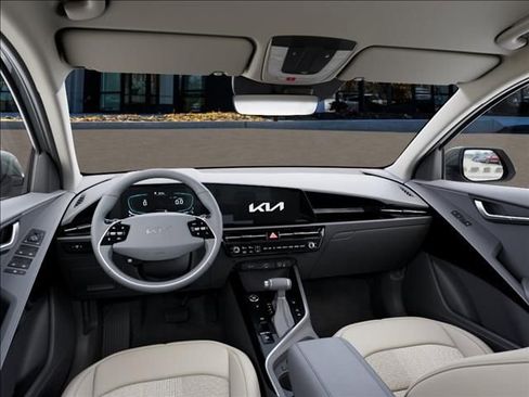 New 2026 Kia Niro EX FWD image 14