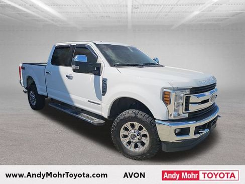 Used 2018 Ford F250 XLT w/ XLT Premium Package AWD/4WD image 1