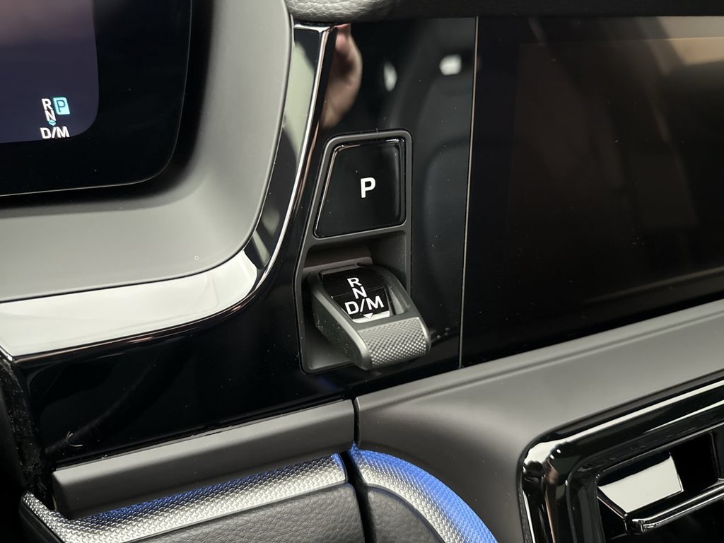 New 2026 Porsche Panamera 4 AWD/4WD image 32