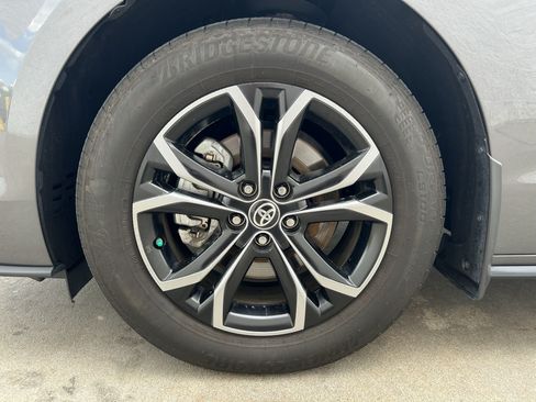 Certified 2025 Toyota Sienna Platinum AWD/4WD image 12