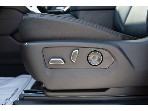 New 2026 GMC Yukon Denali w/ Denali Reserve Package image 15