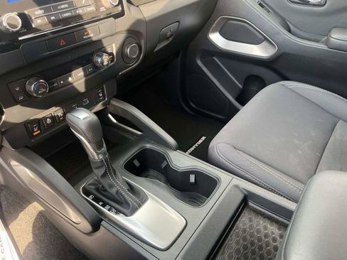 Certified 2023 Nissan Frontier SV w/ SV Convenience Package image 26