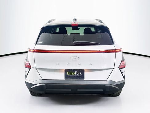 Used 2026 Hyundai Kona SEL Sport FWD image 7