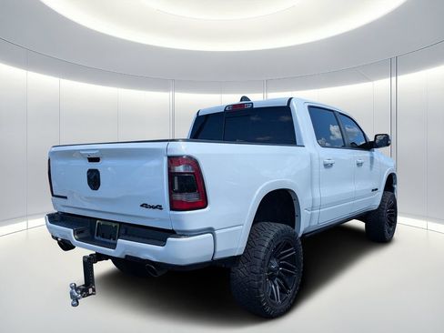 Used 2022 RAM 1500 Laramie AWD/4WD image 4