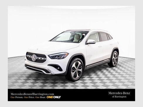 New 2026 Mercedes-Benz GLA 250 4MATIC image 1